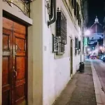 Step To Duomo And The Sights From Refurbished Διαμέρισμα Φλωρεντία