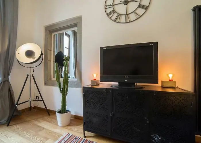 Step To Duomo And The Sights From Refurbished Apartmán